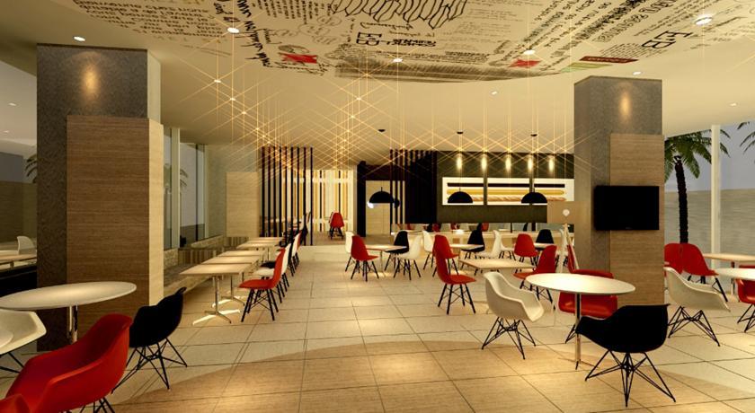 Ibis Jakarta Senen Exterior photo